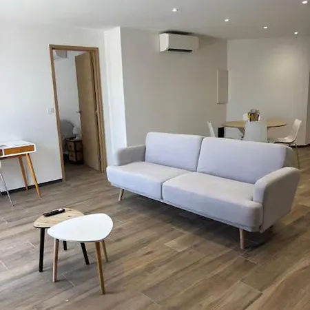 Rez De Proche D'ajaccio * Sarrola-Carcopino